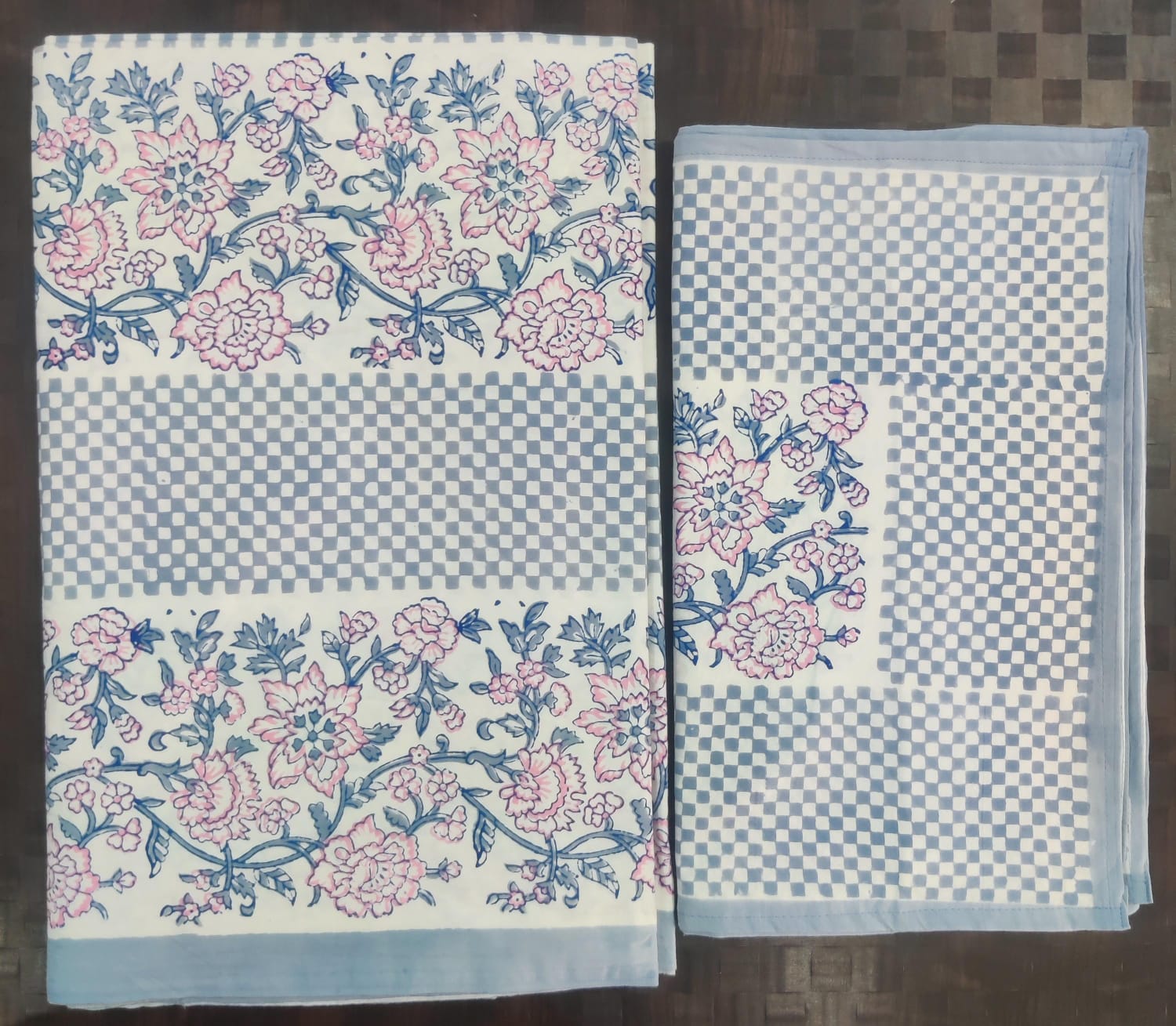 100%Pure cotton hand block designer bedsheet with 2 pillow cover