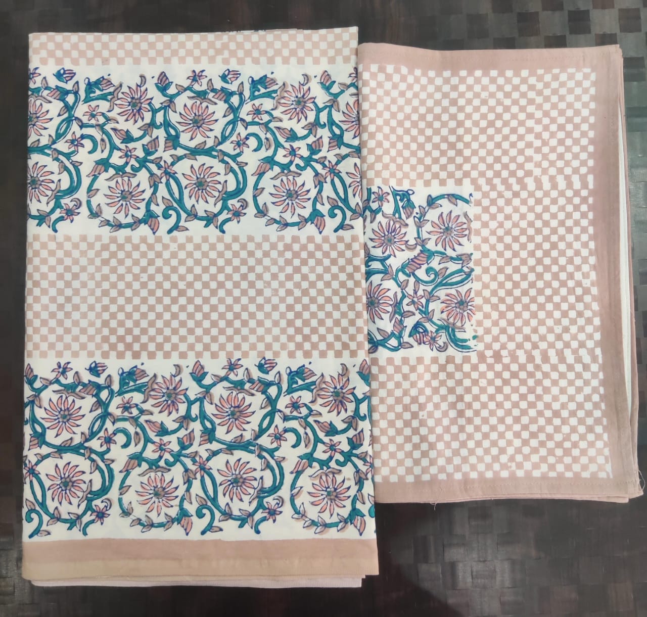 100%Pure cotton hand block designer bedsheet with 2 pillow cover