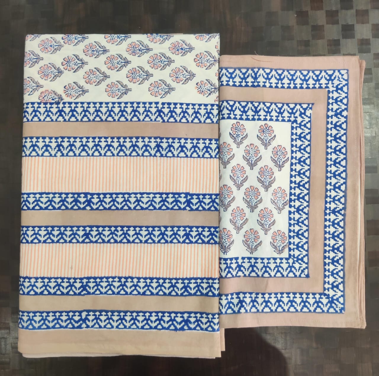 100%Pure cotton hand block designer bedsheet with 2 pillow cover