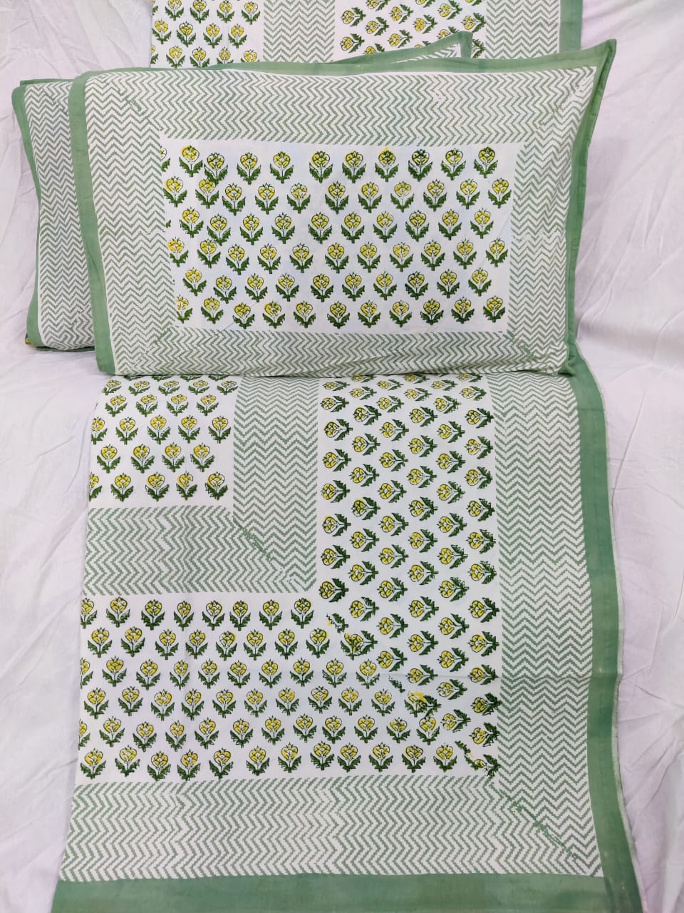 100%Pure cotton hand block designer bedsheet with 2 pillow cover