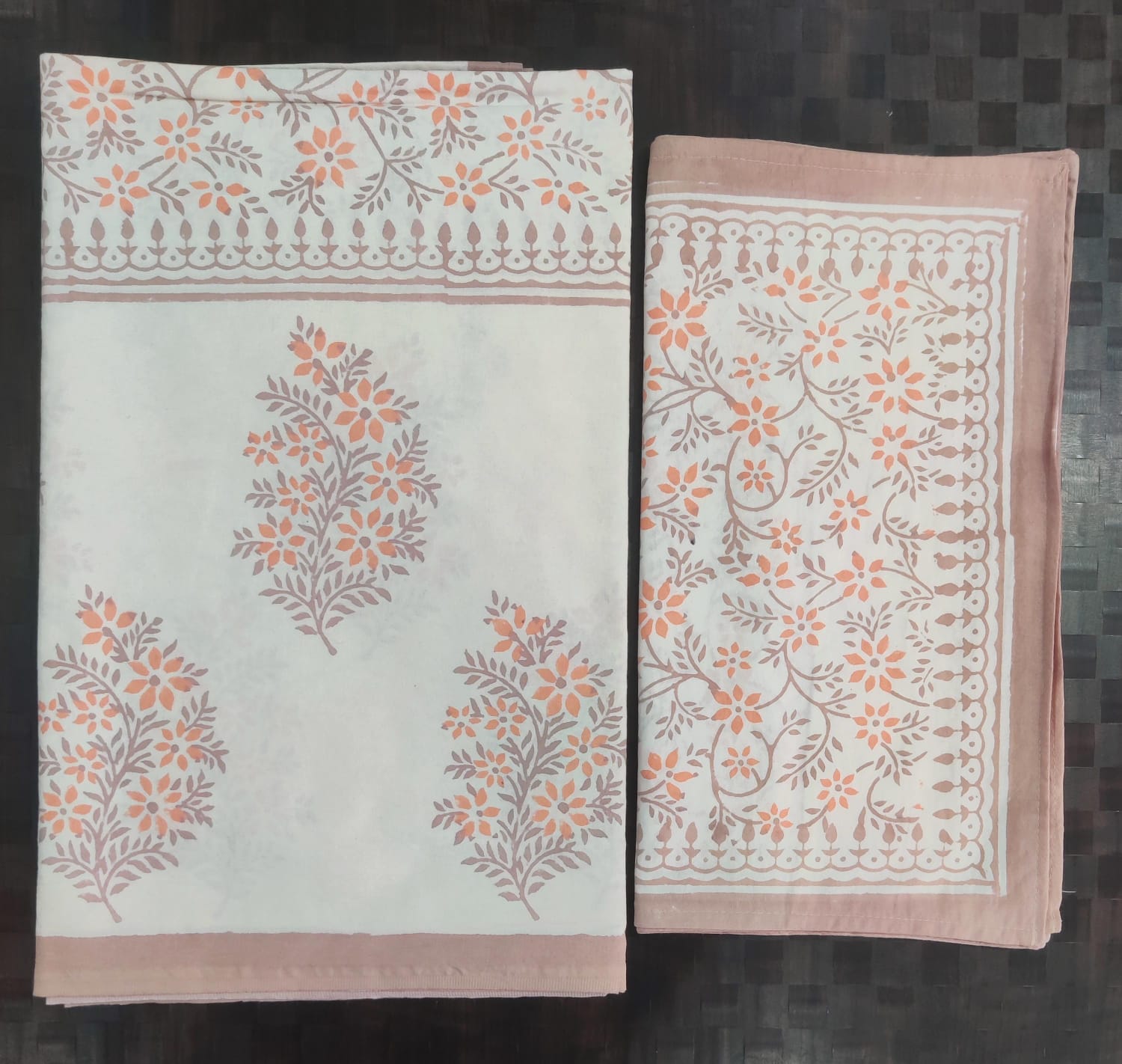 100%Pure cotton hand block designer bedsheet with 2 pillow cover