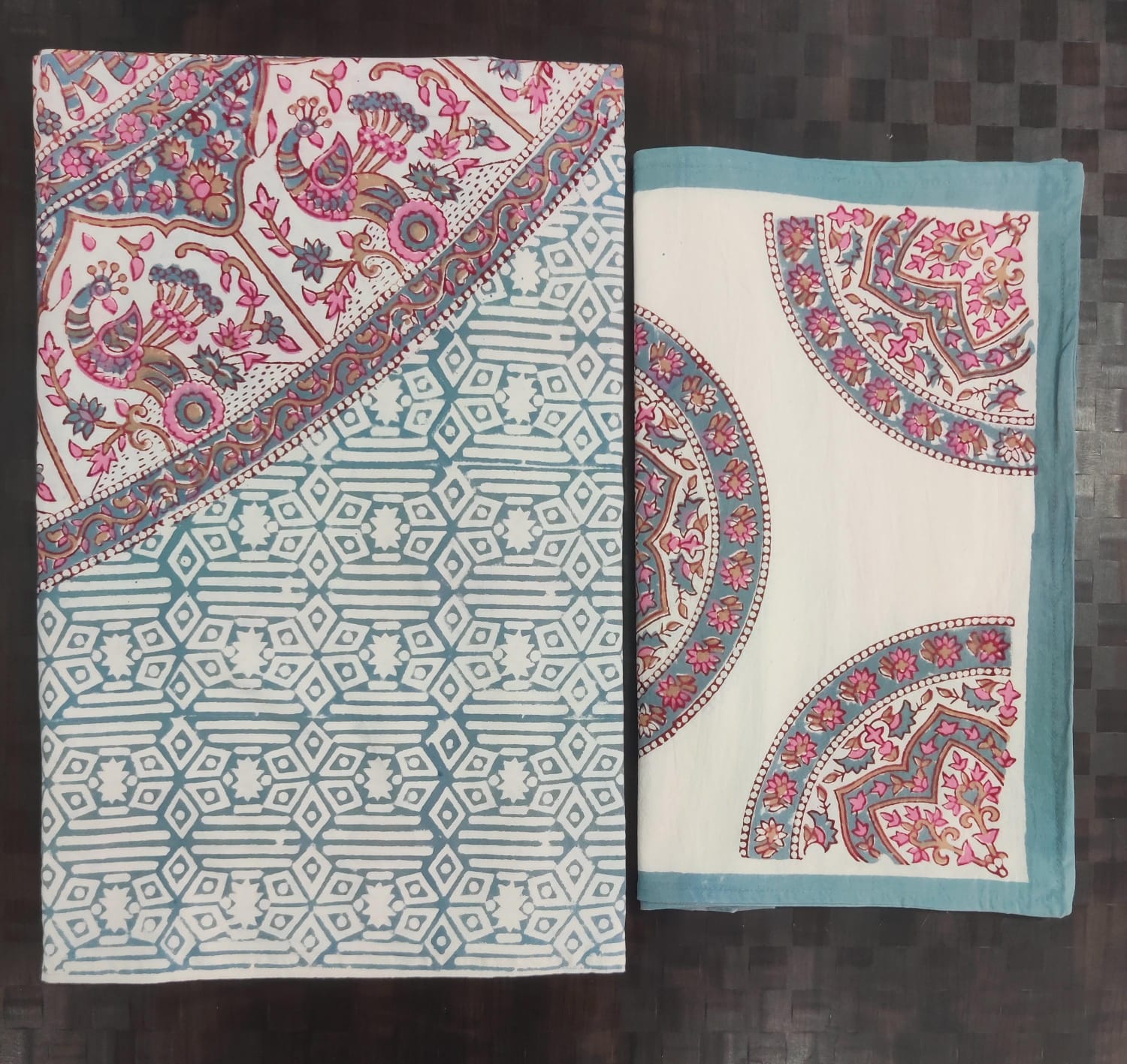 100%Pure cotton hand block designer bedsheet with 2 pillow cover